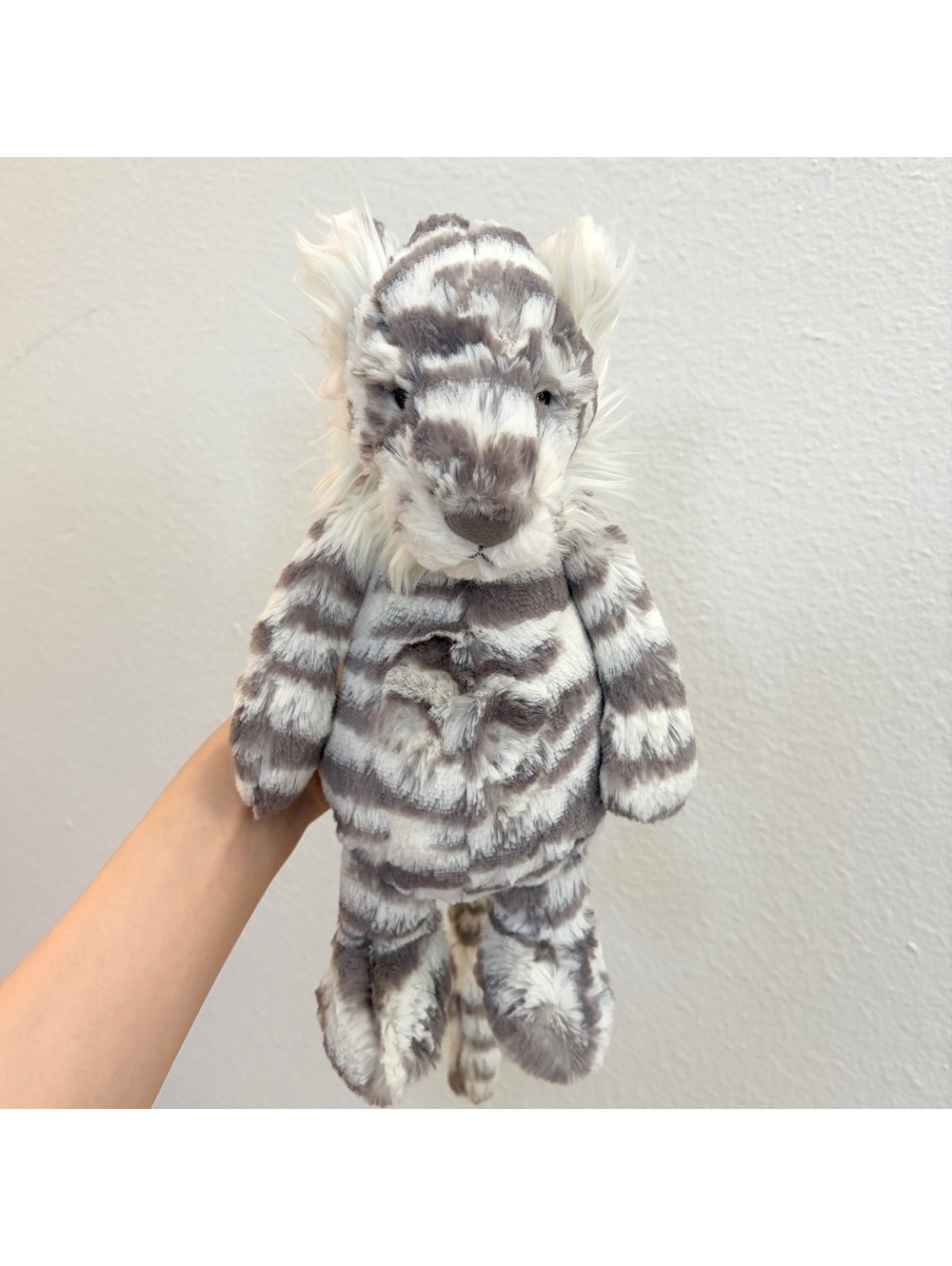 Jellycat Medium Bashful Snow Tiger - NWOT